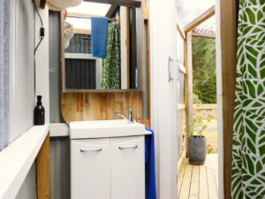 Bathroom Off sun deck Bruny island
